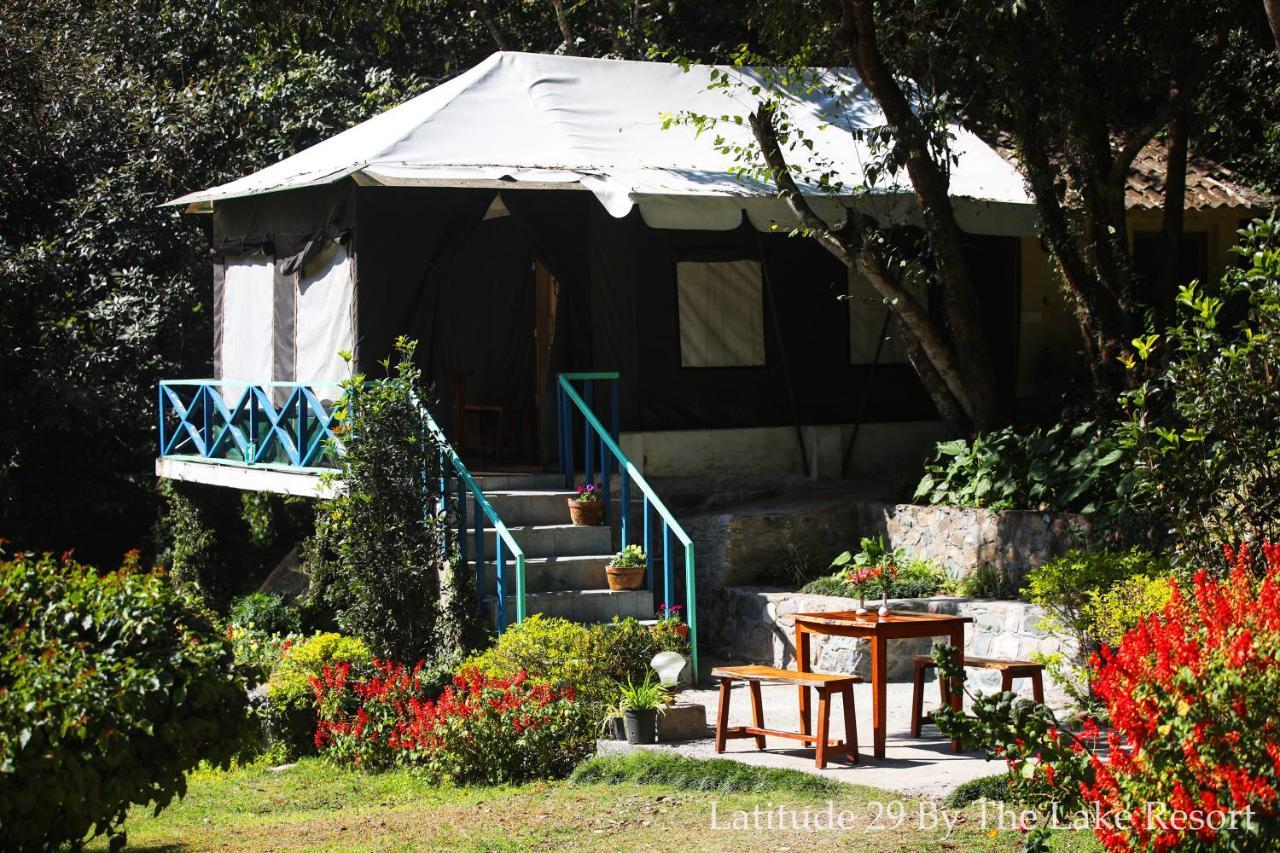 Latitude 29 By The Lake Resort Naukuchiatal Exterior foto